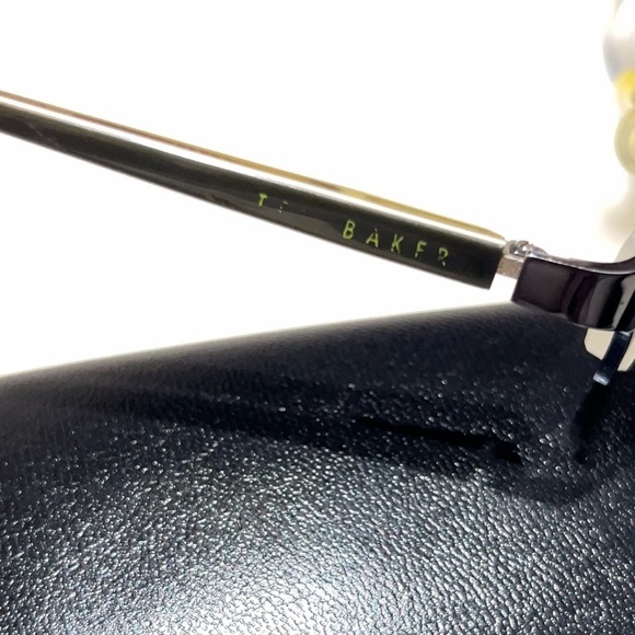 TED BAKER Tan Eyeglass Frames. - Picture 2 of 9